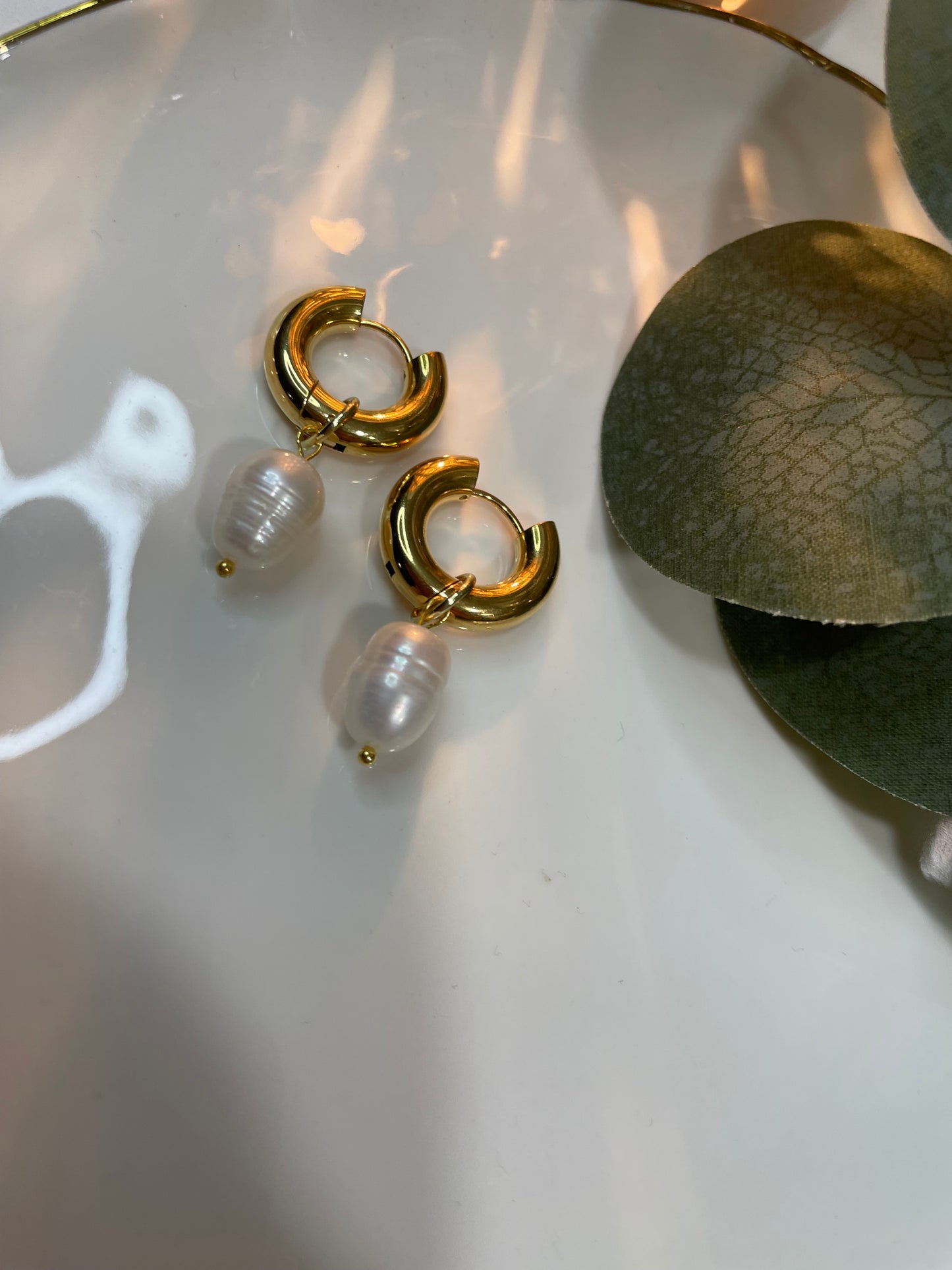 Mini Chelsea Huggie Earring