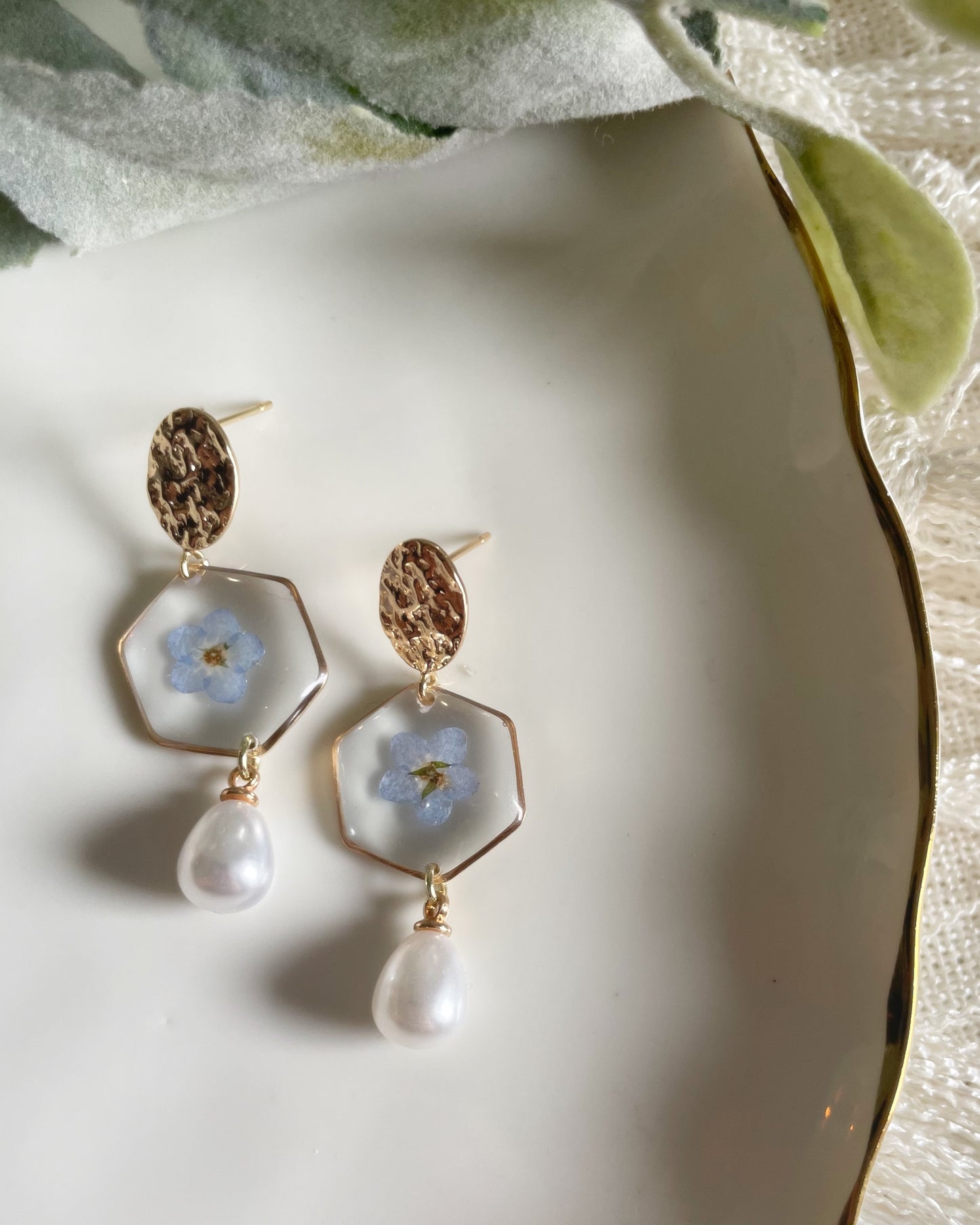 Blue & Pearl