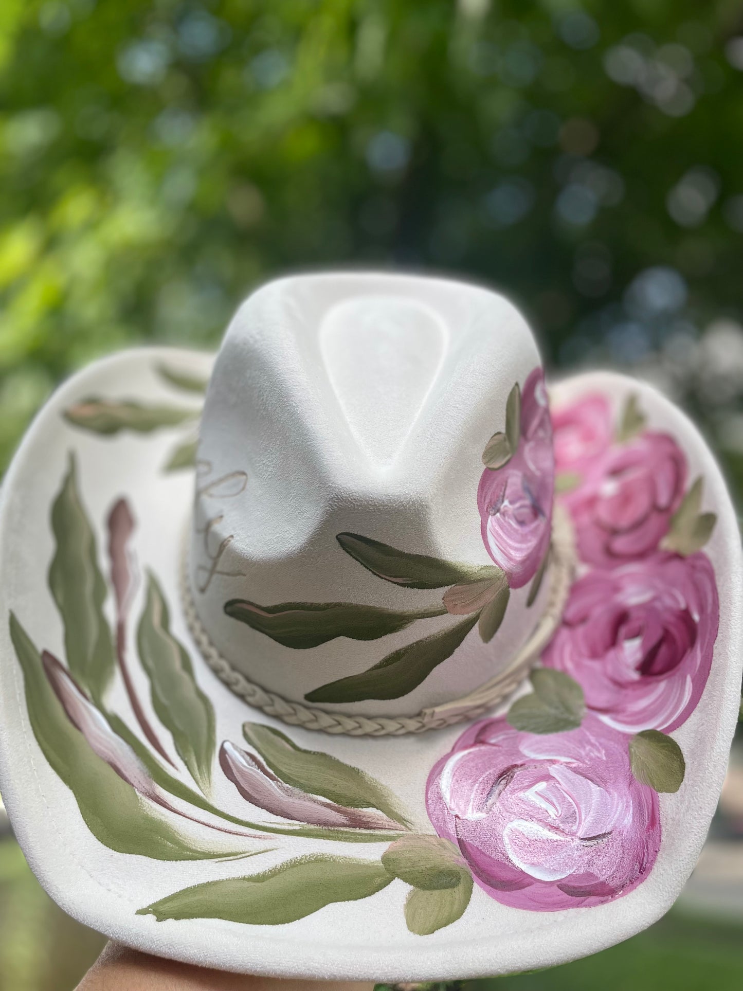 Lovely Ivory Cowboy Hat