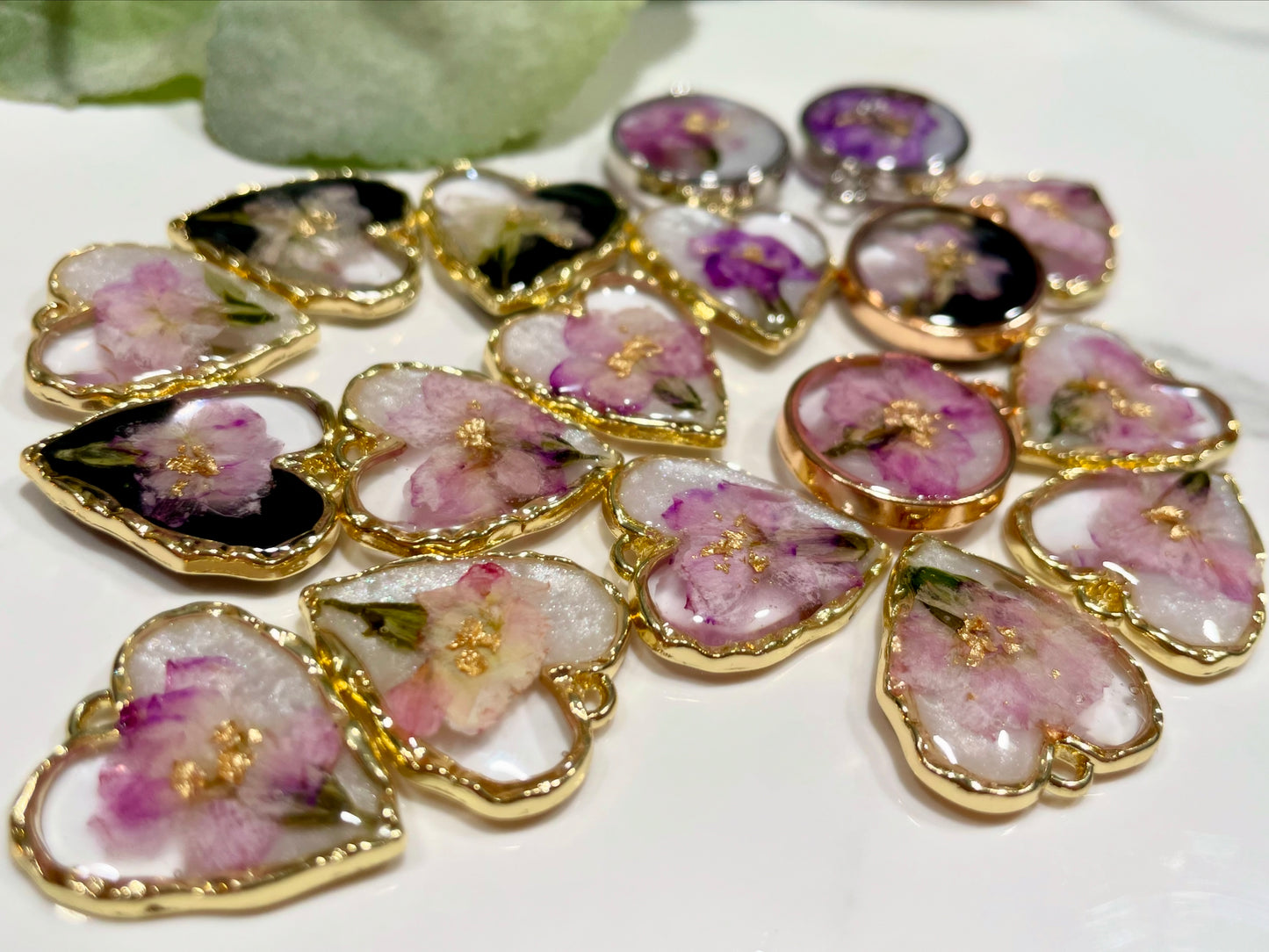 Tuesday Flower & Resin Workshop-6 Spots Weekly