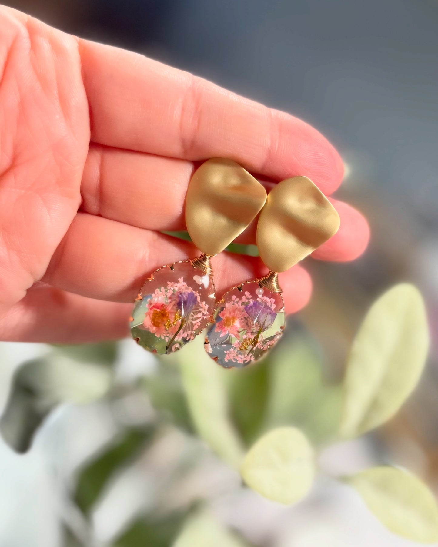 Chunky Floral Stud
