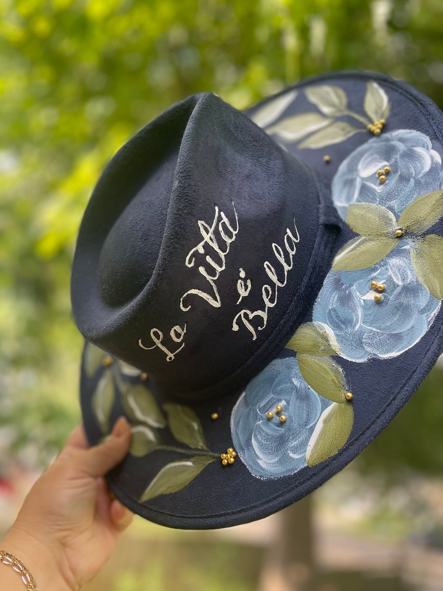 La Vita é Bella Teardrop Hat