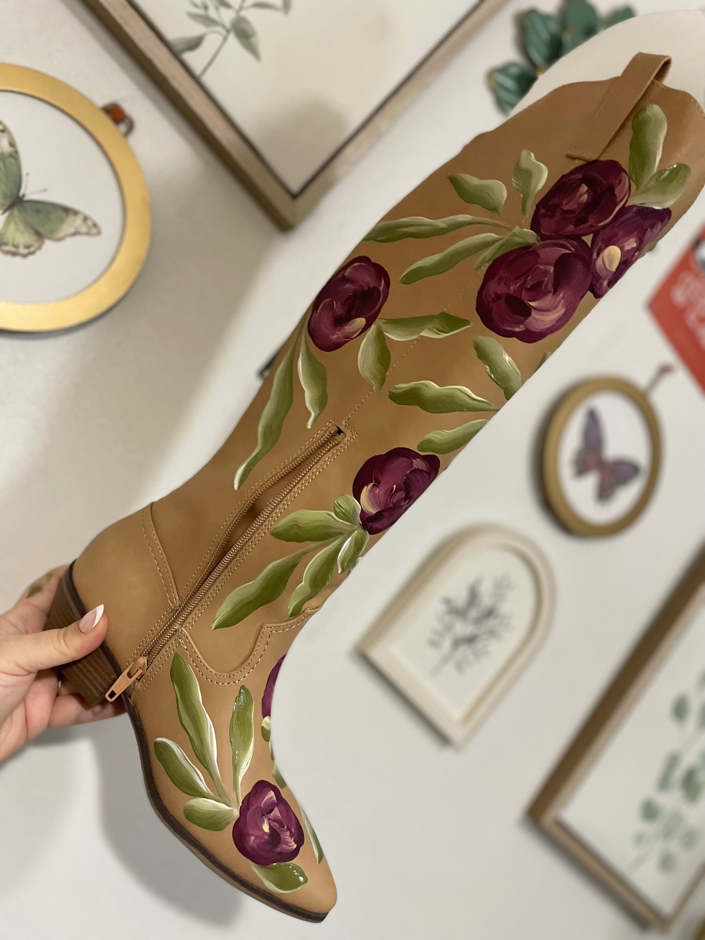 De La Rosa Hand Painted Western Boot