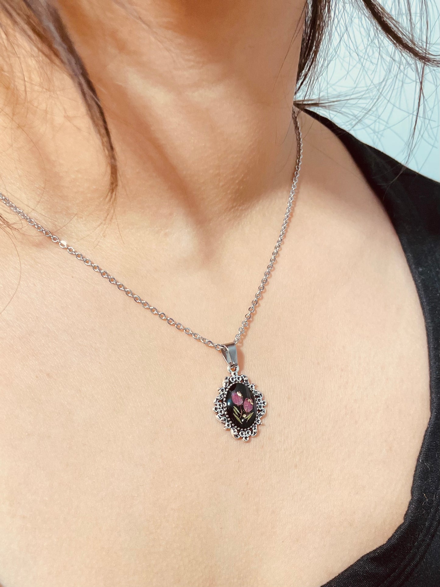 Victorian Rosie Necklace-Silver