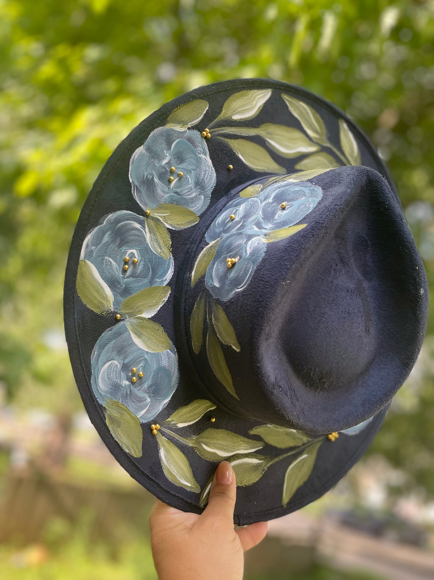 La Vita é Bella Teardrop Hat